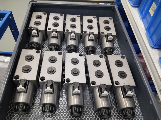 Büyük Akışlı Hidrolik Solenodi Valf Akış Hızı 160L ER veya DG Özel 6 Yol 2 Pozisyon Solenoid Valf